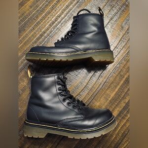 Big kids size 2 Dr Martens side zip 1460 boot